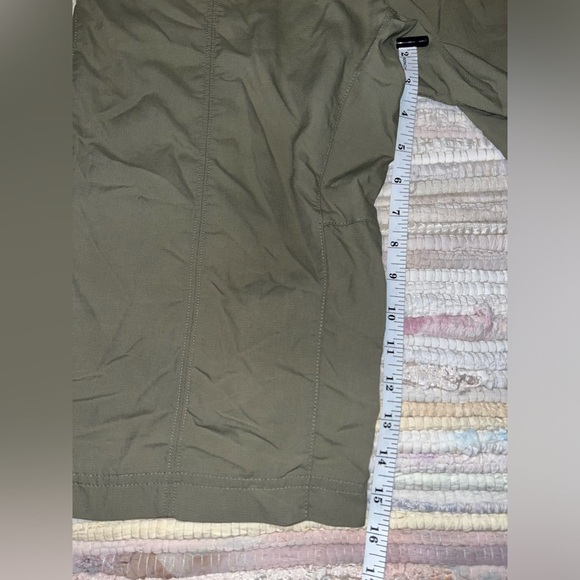 Columbia Women’s Omni-Shade Capris‎ Size 6 - Picture 6 of 9